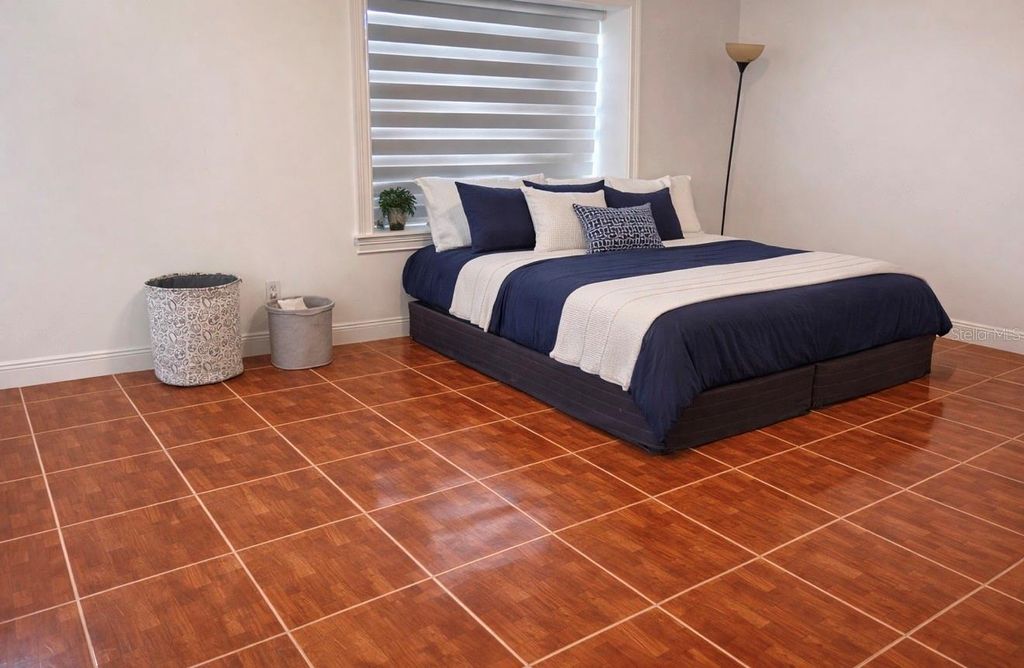 Image 17 of property listing at 13851 AMBERLEIGH ROAD, Orlando, FL 32837