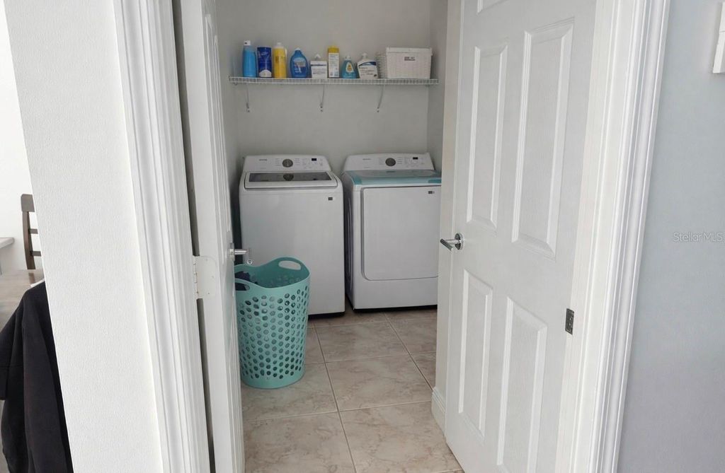 Image 19 of property listing at 13851 AMBERLEIGH ROAD, Orlando, FL 32837