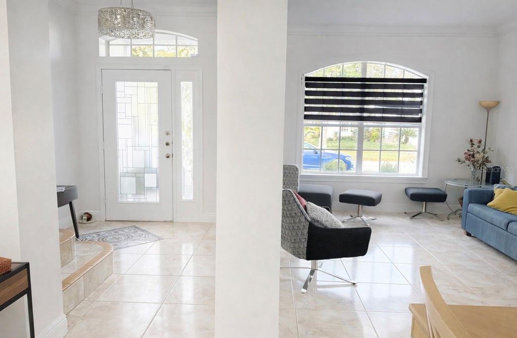 Image 6 of property listing at 13851 AMBERLEIGH ROAD, Orlando, FL 32837