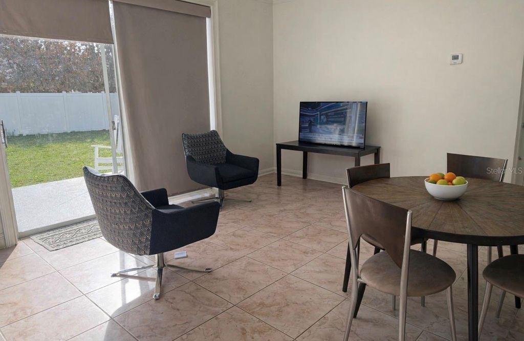 Image 8 of property listing at 13851 AMBERLEIGH ROAD, Orlando, FL 32837