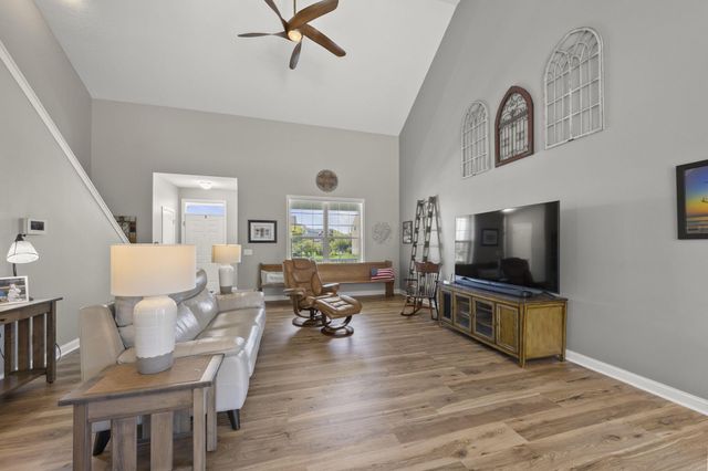 5280 Copper Creek Drive, Dublin, OH 43016