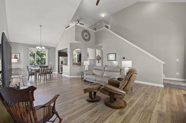 5280 Copper Creek Drive, Dublin, OH 43016