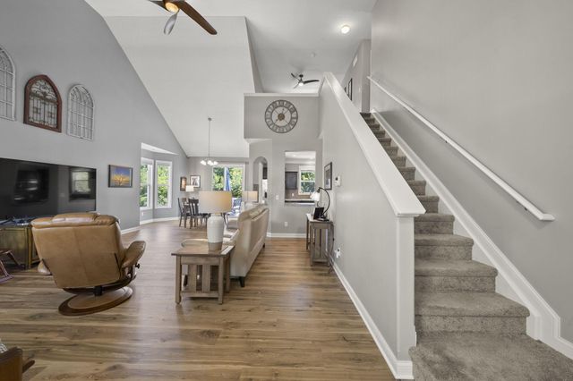 5280 Copper Creek Drive, Dublin, OH 43016
