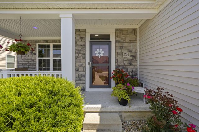 5280 Copper Creek Drive, Dublin, OH 43016