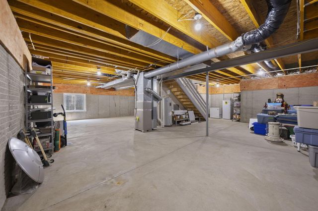 5280 Copper Creek Drive, Dublin, OH 43016