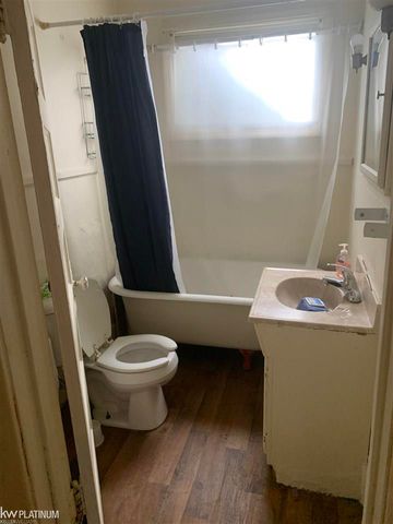 1203 Varney Street, Port Huron, MI 48060