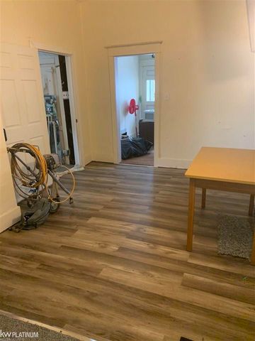 1203 Varney Street, Port Huron, MI 48060