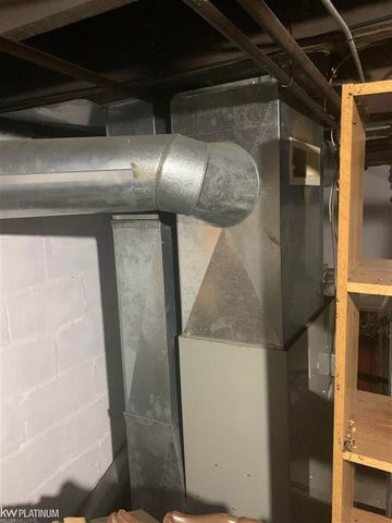 1203 Varney Street, Port Huron, MI 48060