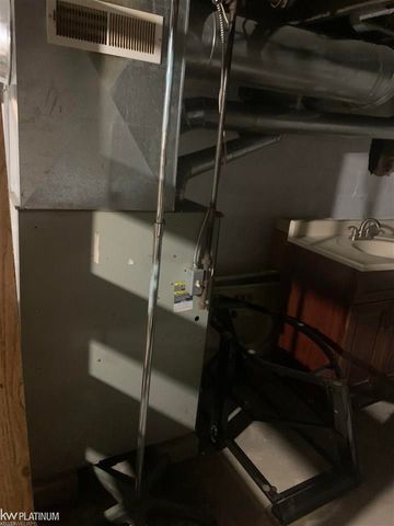 1203 Varney Street, Port Huron, MI 48060