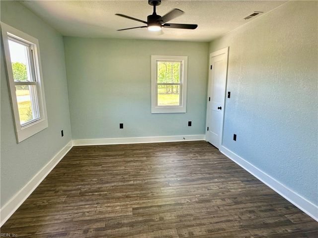 14242 Trump Town RD, Windsor, VA 23487