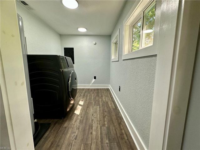 14242 Trump Town RD, Windsor, VA 23487
