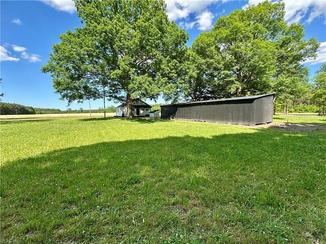 14242 Trump Town RD, Windsor, VA 23487