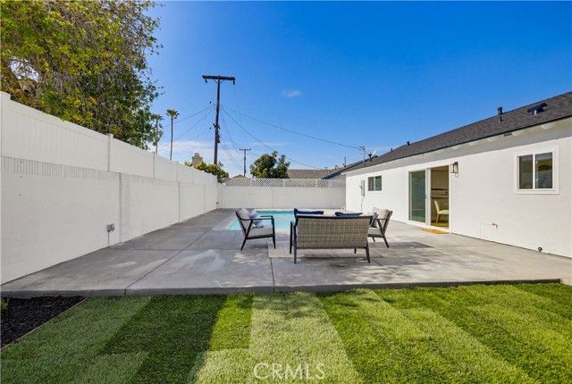 4652 Prelude, Huntington Beach, CA 92649