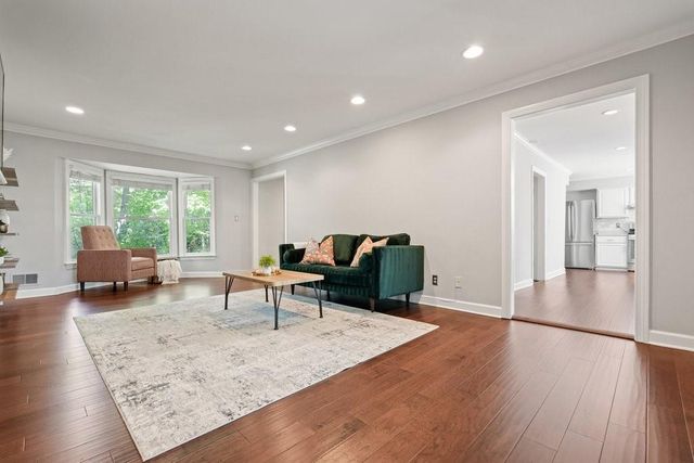 2380 Defoors Ferry Road NW, Atlanta, GA 30318