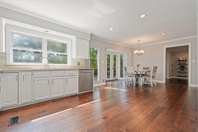 2380 Defoors Ferry Road NW, Atlanta, GA 30318
