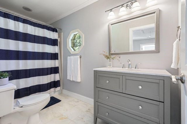 2380 Defoors Ferry Road NW, Atlanta, GA 30318