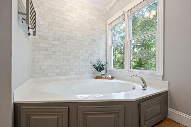 2380 Defoors Ferry Road NW, Atlanta, GA 30318