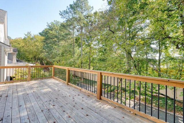 2380 Defoors Ferry Road NW, Atlanta, GA 30318