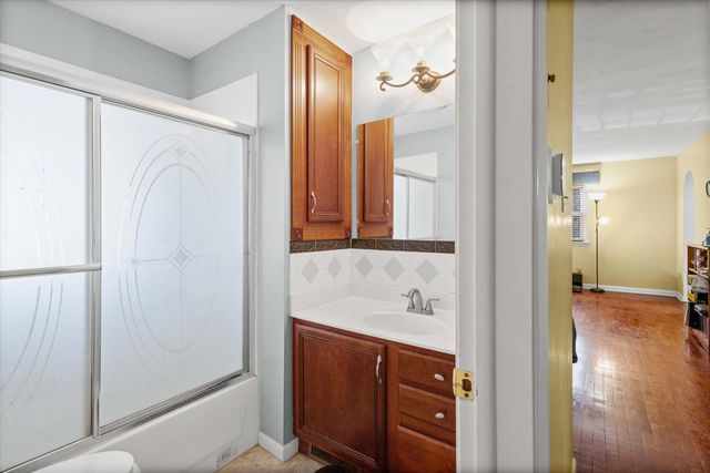 2508 OLIVE ST, Columbia, MO 65202