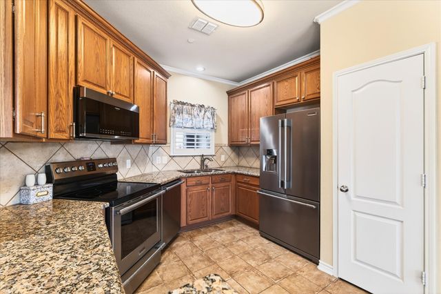 2032 Oklahoma Avenue, Plano, TX 75074