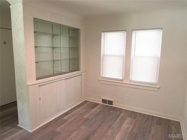 903 McPherson Avenue, Alton, IL 62002