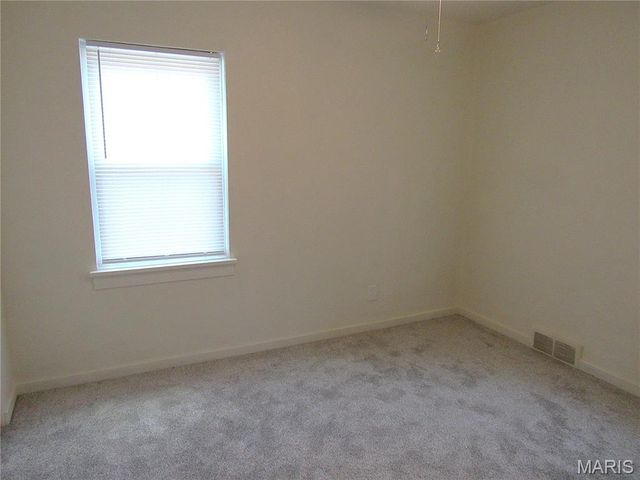 903 McPherson Avenue, Alton, IL 62002