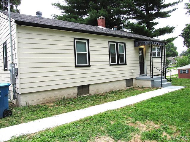 903 McPherson Avenue, Alton, IL 62002