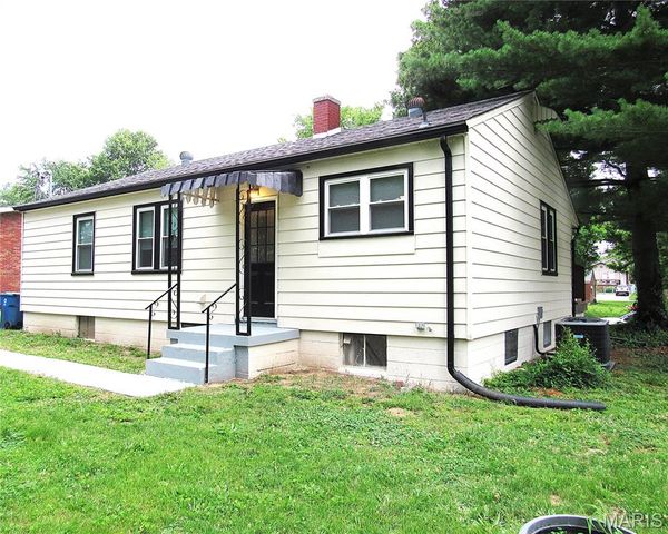 903 McPherson Avenue, Alton, IL 62002