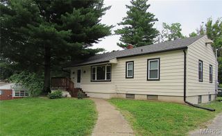 903 McPherson Avenue, Alton, IL 62002