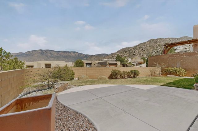 13508 Embudito View Court NE, Albuquerque, NM 87111