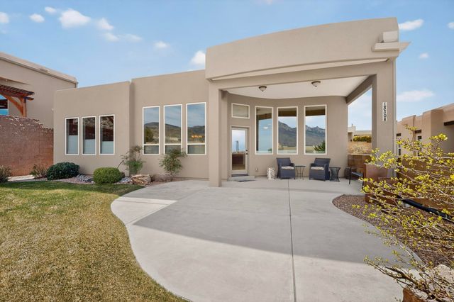 13508 Embudito View Court NE, Albuquerque, NM 87111