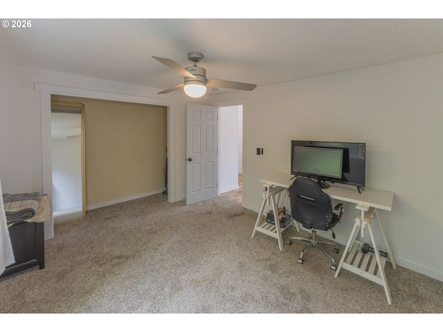 7110 Ne 43RD St D, Vancouver, WA 98661