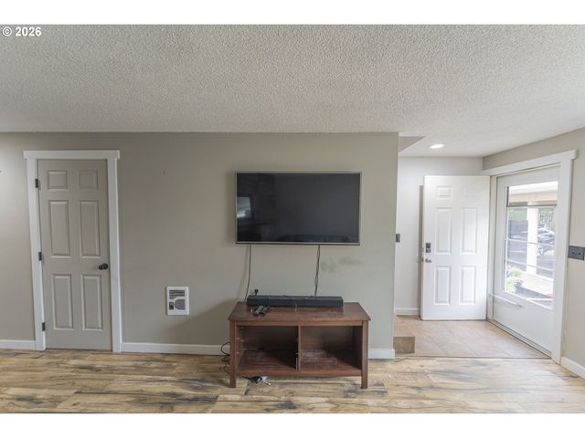 7110 Ne 43RD St D, Vancouver, WA 98661