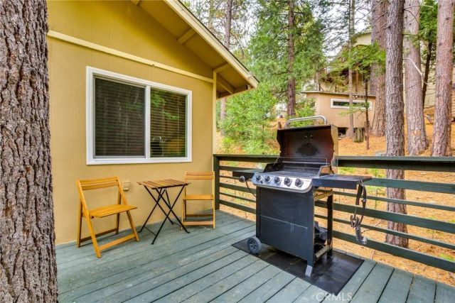 26131 Lake Forest Drive, Twin Peaks, CA 92391