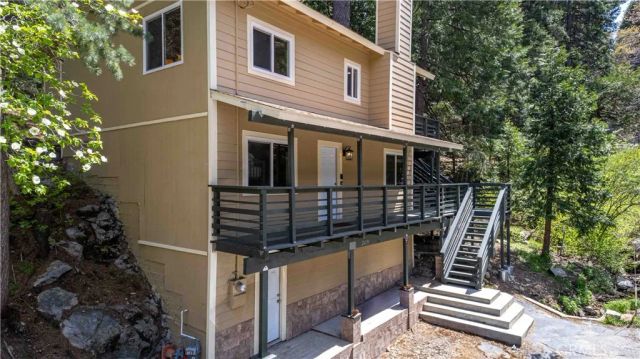 26131 Lake Forest Drive, Twin Peaks, CA 92391