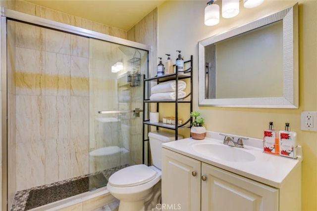 26131 Lake Forest Drive, Twin Peaks, CA 92391
