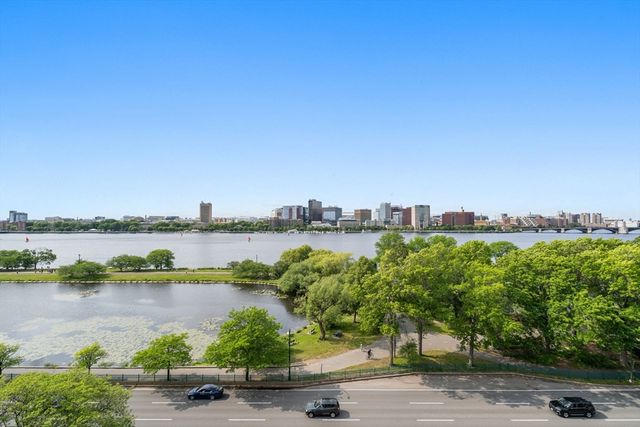 274 Beacon Street 8R, Boston, MA 02116