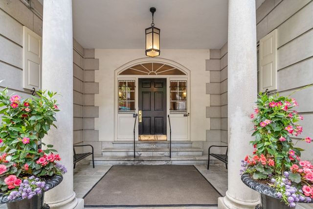 274 Beacon Street 8R, Boston, MA 02116