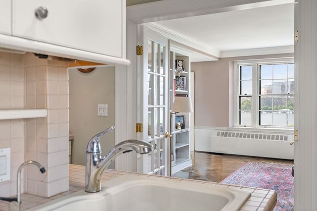 274 Beacon Street 8R, Boston, MA 02116