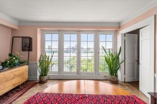 274 Beacon Street 8R, Boston, MA 02116
