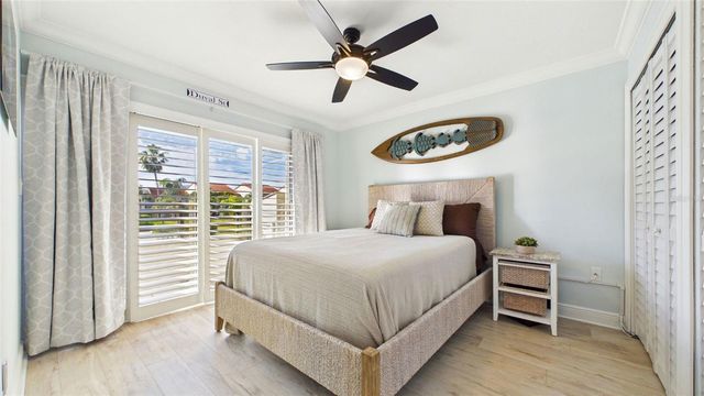 121 1ST STREET E 109, Tierra Verde, FL 33715