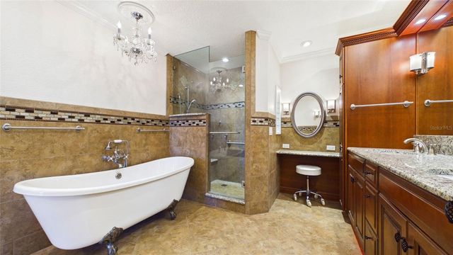 121 1ST STREET E 109, Tierra Verde, FL 33715