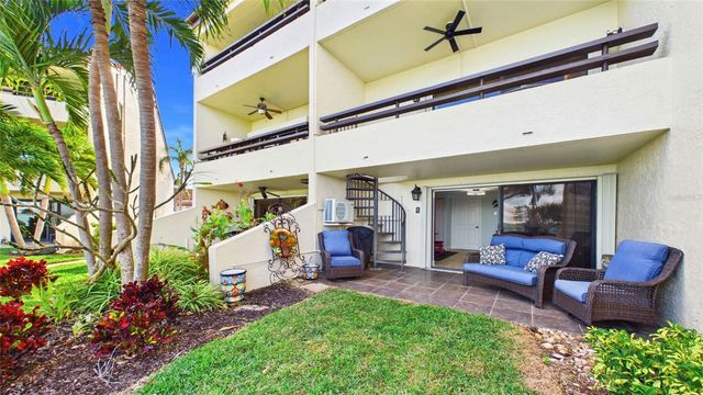 121 1ST STREET E 109, Tierra Verde, FL 33715