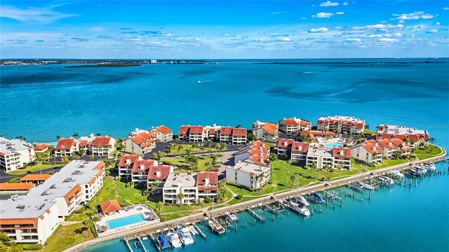 121 1ST STREET E 109, Tierra Verde, FL 33715