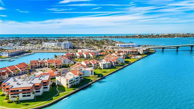 121 1ST STREET E 109, Tierra Verde, FL 33715