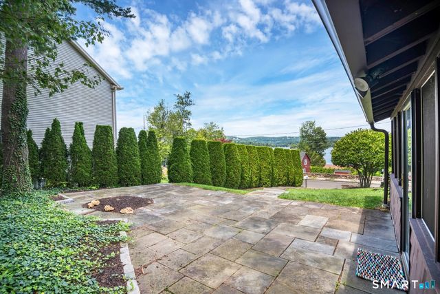 11 Pocono Point Road, Danbury, CT 06811
