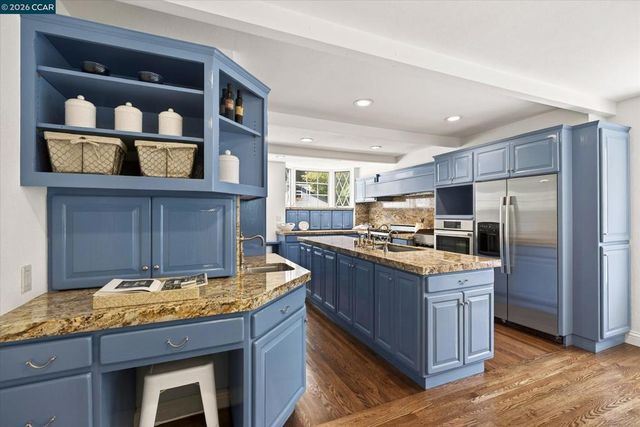 21 Camino Del Diablo, Orinda, CA 94563