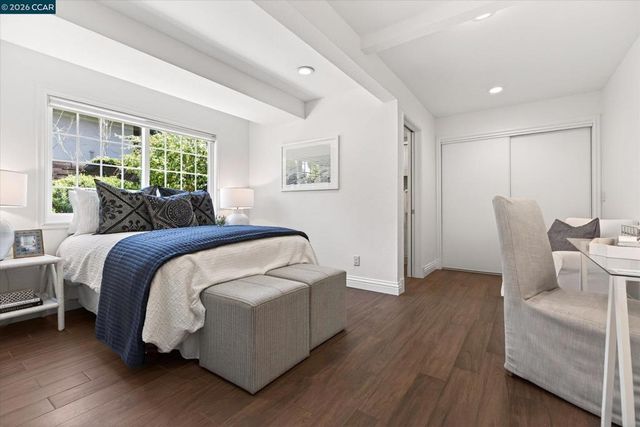 21 Camino Del Diablo, Orinda, CA 94563