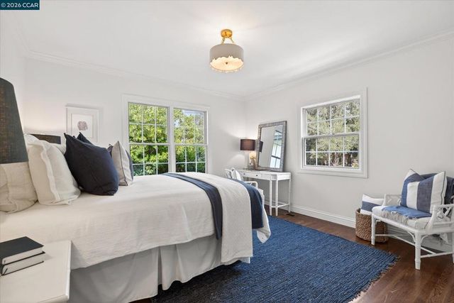 21 Camino Del Diablo, Orinda, CA 94563
