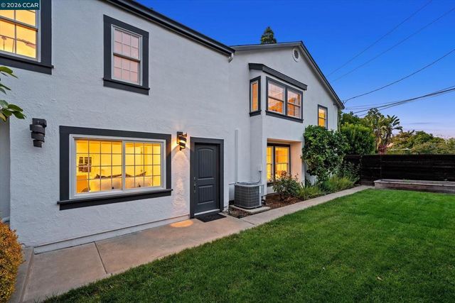 21 Camino Del Diablo, Orinda, CA 94563